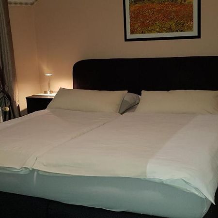 Hotel Garni Julia Linnich Dış mekan fotoğraf